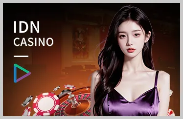Vận động viên quần vợt đang giao bóng